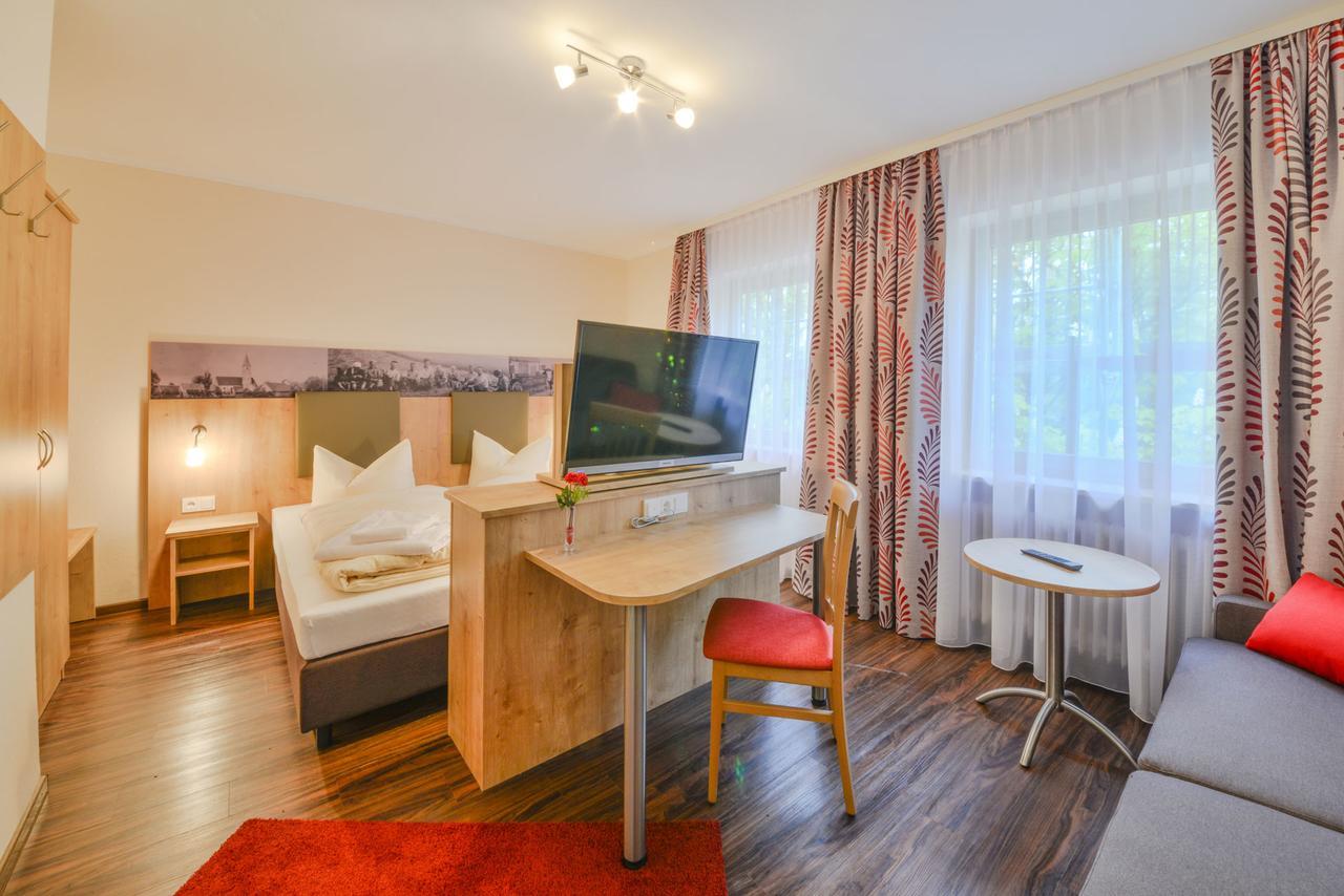 Hotel Gasthof Hainzinger Einsbach Exterior photo